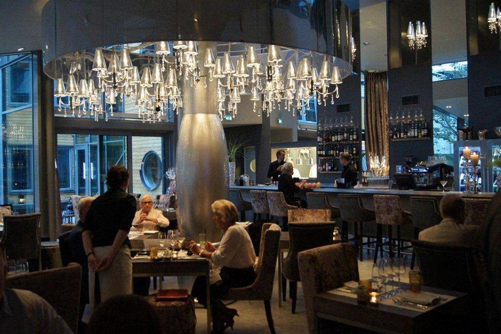 Norrköping The Lamp Hotel & Spa מסעדה תמונה